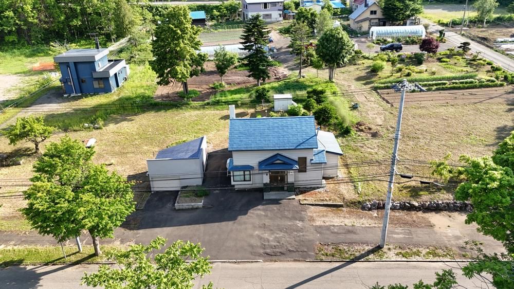 Spacious 3LDK House with Land in Minami-ku, Sapporo - Thumbnail 3