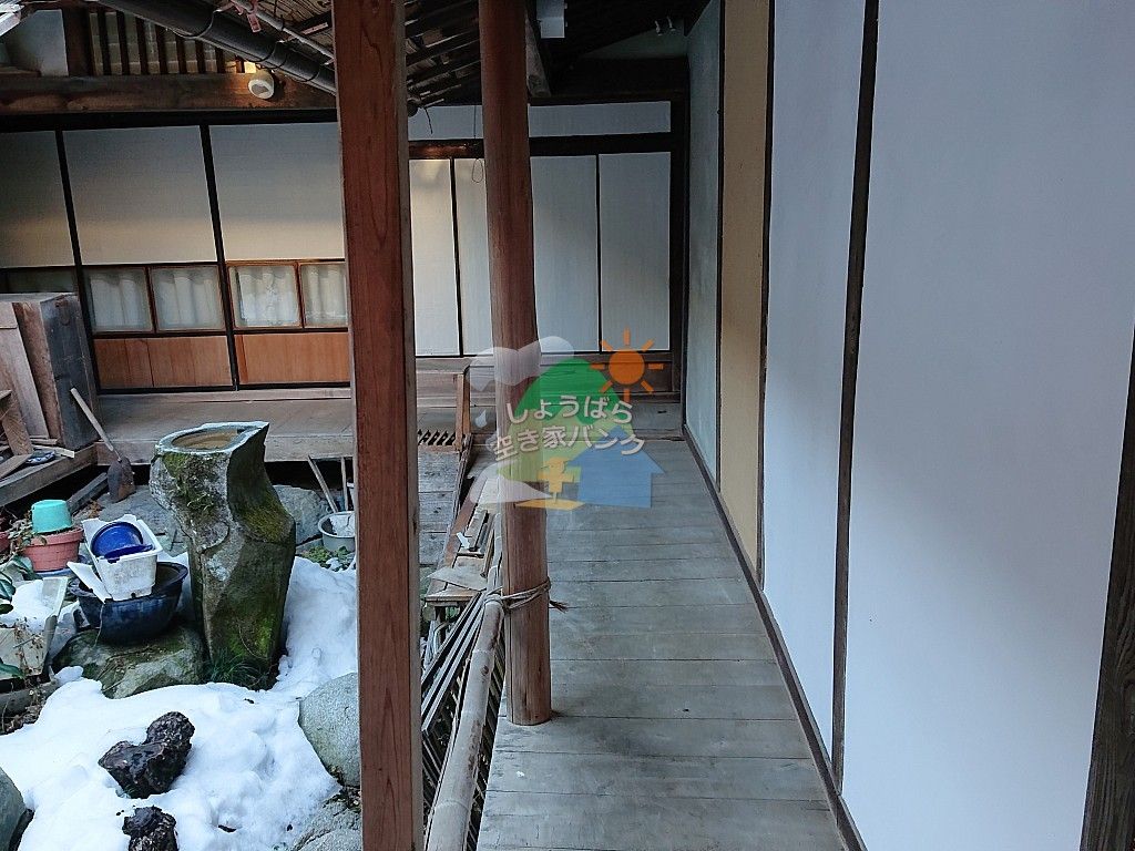 Spacious Former Inn in Shobara City, Hiroshima - 543 sqm - Thumbnail 2