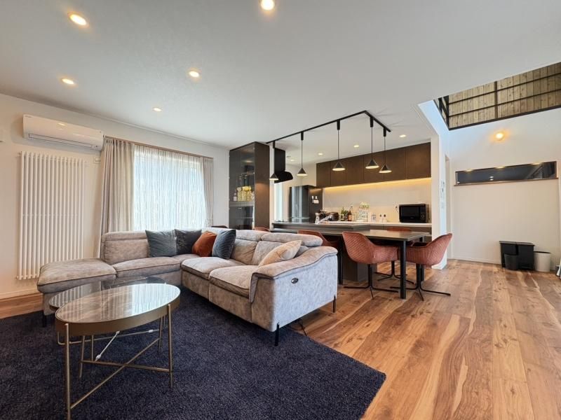 Modern 4LDK House with Sea Views in Otaru, Hokkaido - Thumbnail 4