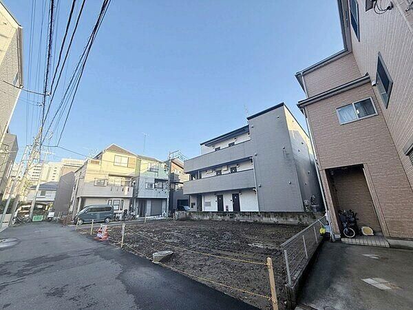 Land for Sale in Kawasaki, Kanagawa - 47.76m2 - Thumbnail 3