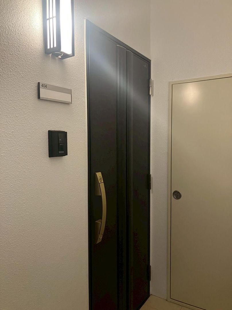 3LDK Apartment for Sale in Okinawa City, Okinawa - Thumbnail 2