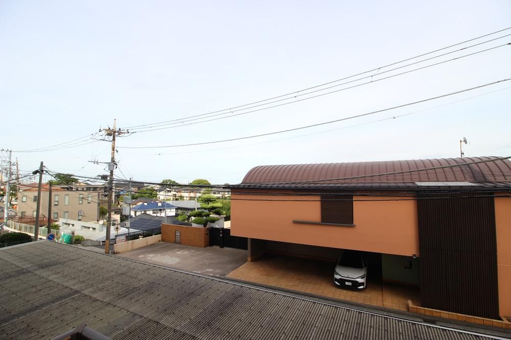 Renovated 1LDK Apartment in Yokohama Naka Ward Near Yamate Station - Thumbnail 2