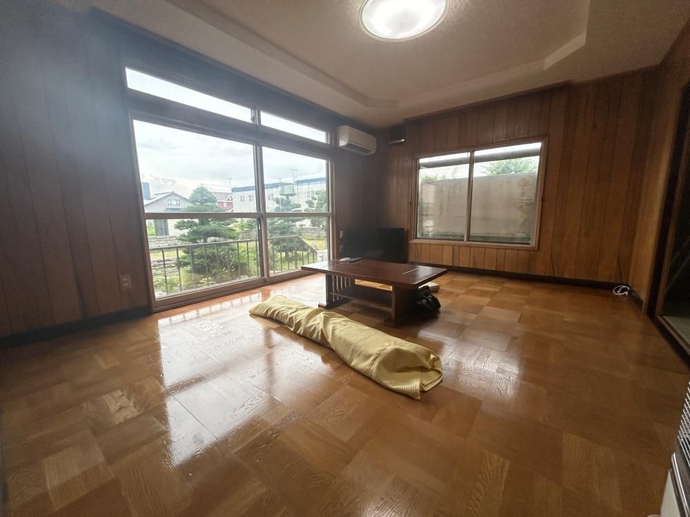 4LDK Detached House with Large Garden in Fukagawa, Hokkaido - Thumbnail 3