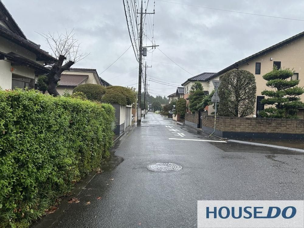 Spacious 4DK House in Tsukuba, 329m2 Land, Quiet Area - Thumbnail 2
