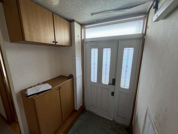 4DK House in Koriyama with Dual-Use Layout and Parking - Thumbnail 3