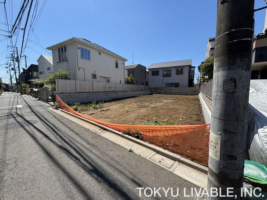 Land for Sale in Suginami, Tokyo – 72.73m2 Plot - Thumbnail 4