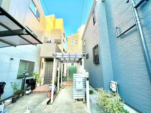 4LDK House for Sale in Setagaya, Tokyo - 81m² - Thumbnail 3