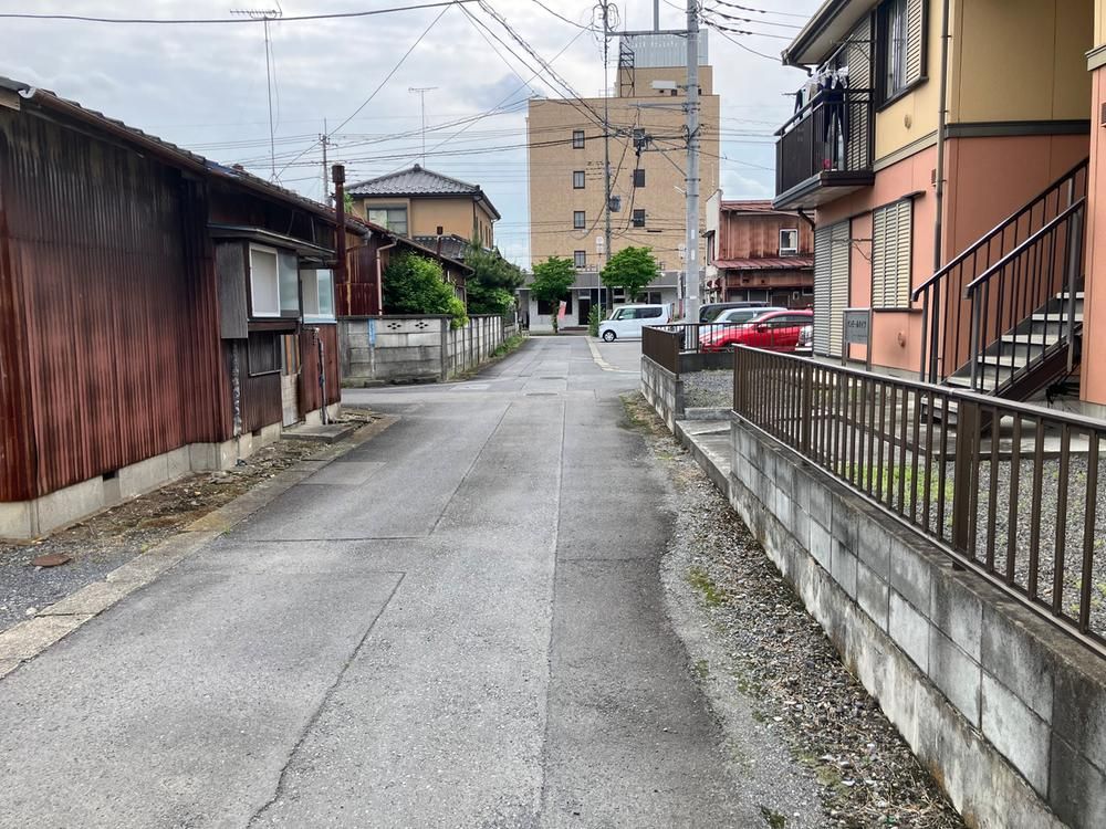 174m2 Land for Sale in Koga, Ibaraki - Corner Lot - Thumbnail 3