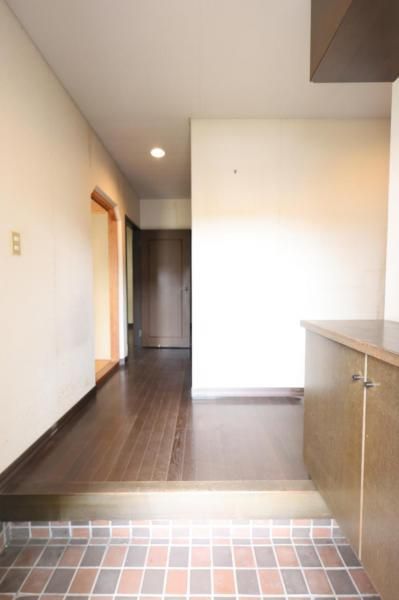 Renovated 4DK House in Sasebo, Nagasaki – 96.68 sqm - Thumbnail 3