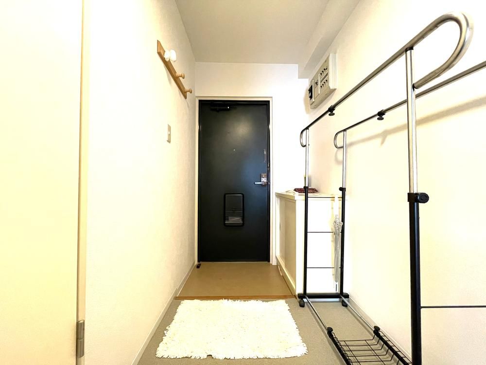 Studio Apartment with Lake View in Koriyama, Fukushima - Thumbnail 3