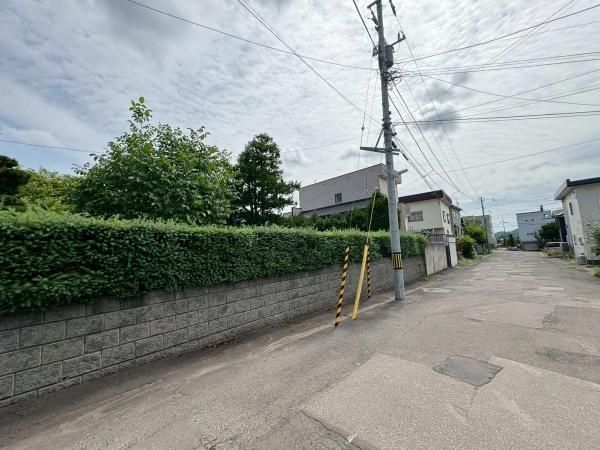 Land for Sale in Minami-ku, Sapporo - 504.48 sqm - Thumbnail 3
