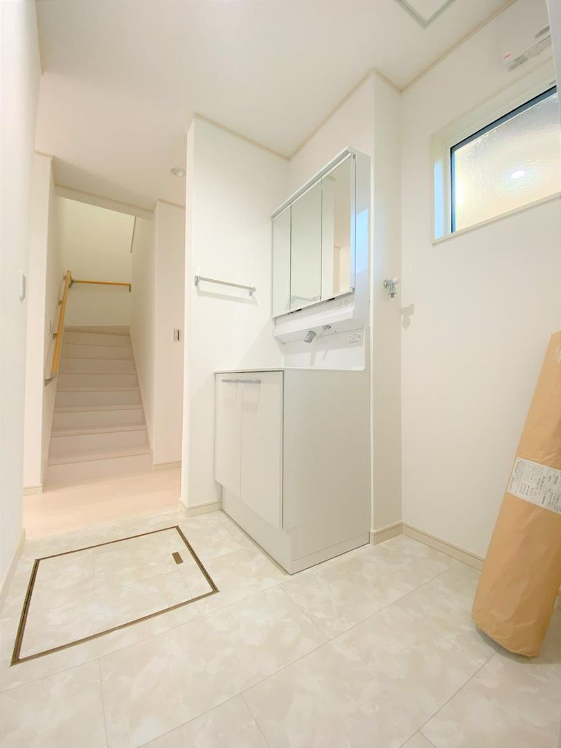 New 2025 House in Hachioji, Dual Train Access, Energy Efficient - Thumbnail 4