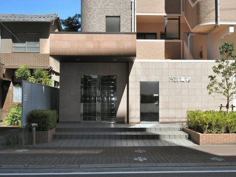 3LDK Apartment for Sale in Matsuyama, Ehime - 70.18m2 - Thumbnail 2