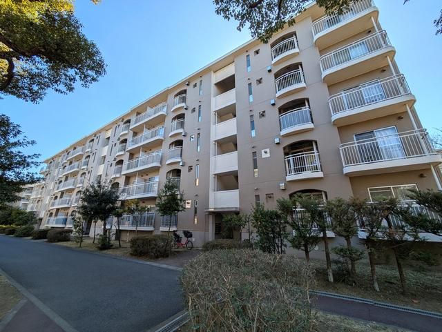 3LDK Apartment for Sale in Narashino, Chiba - 78.95m² - Thumbnail 3