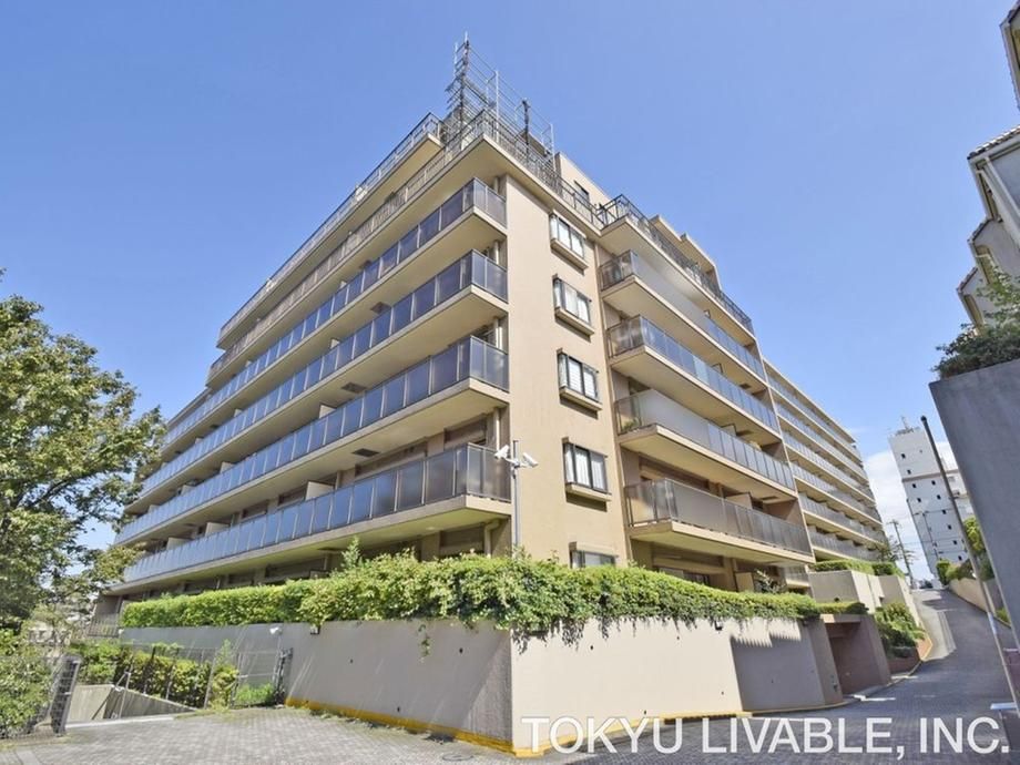 3LDK Apartment for Sale in Tsurumi, Yokohama - 77 sqm - Thumbnail 4