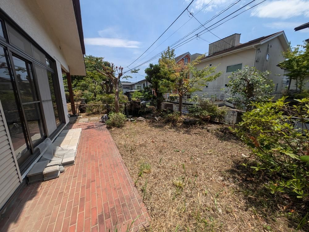 6LDK+2S House with Large Garden & Solar Power in Hachioji - Thumbnail 3