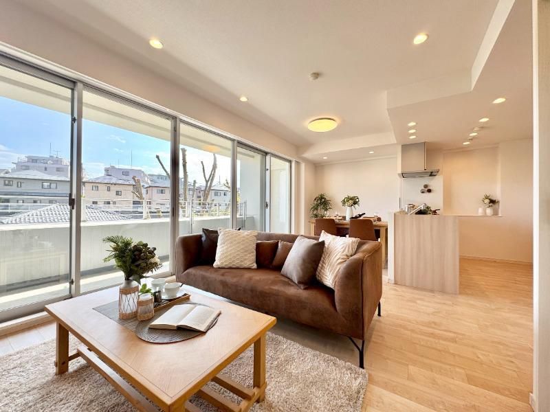 3LDK Renovated Apartment for Sale in Funabashi, Chiba - Thumbnail 4