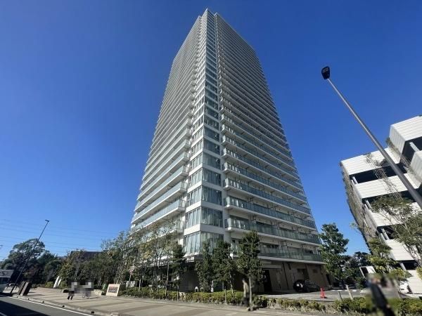 3LDK Apartment for Sale at Leafia Tower Ebina Bris Court - Thumbnail 2