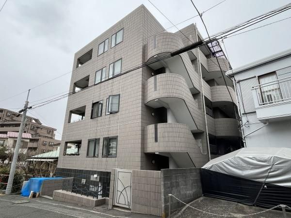 3LDK Apartment for Sale in Tama-ku, Kawasaki, 66m2 - Thumbnail 2