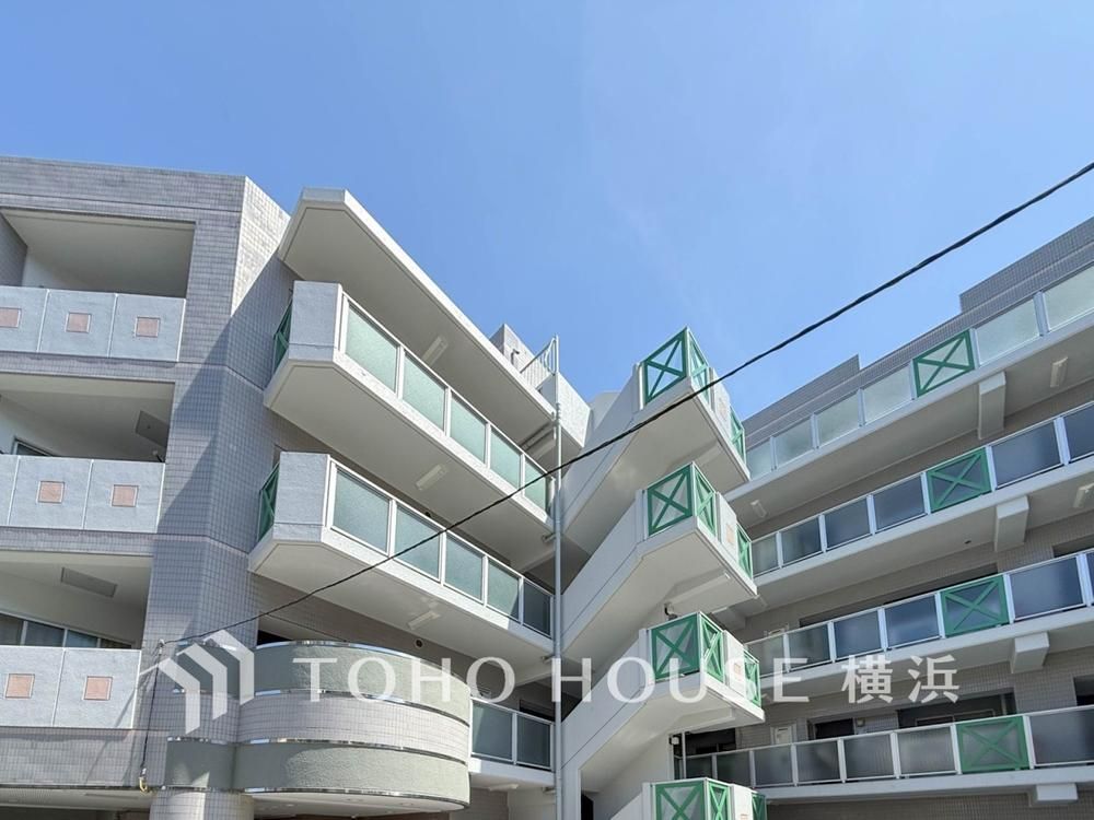 3LDK Apartment for Sale in Isogo, Yokohama - 129.57m2 - Thumbnail 2