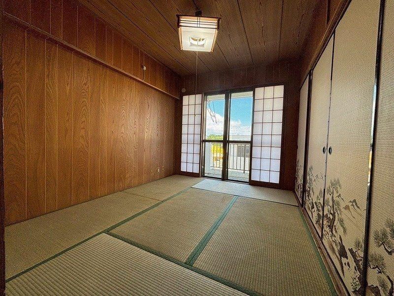 2LDK Apartment for Sale in Ginowan City, Okinawa - 43.24m2 - Thumbnail 3