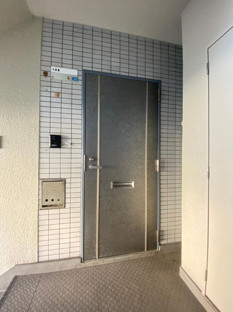 Renovated 3LDK Apartment with Garden in Kitakyushu, Fukuoka - Thumbnail 2