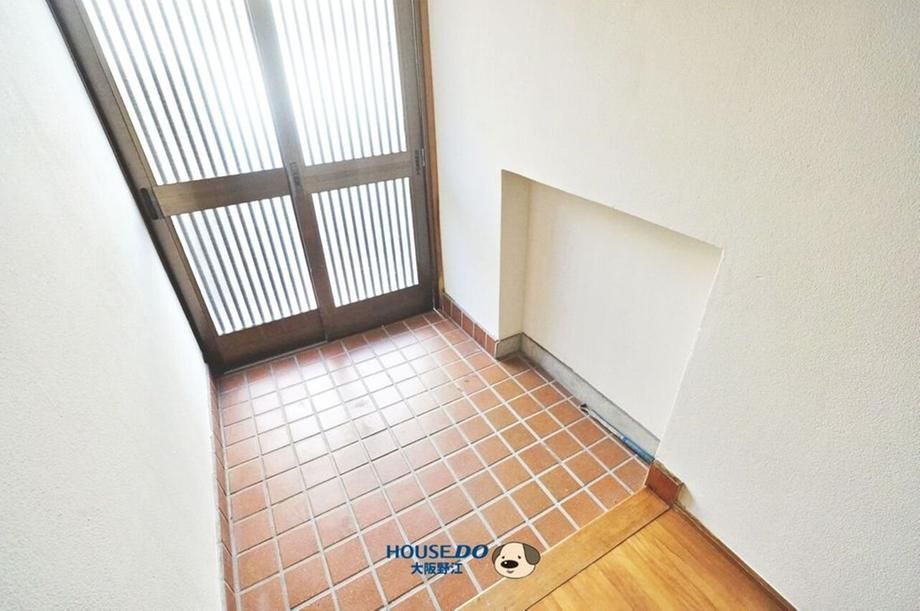 Renovated 3LDK House Near Midoribashi Station, Osaka - Thumbnail 4