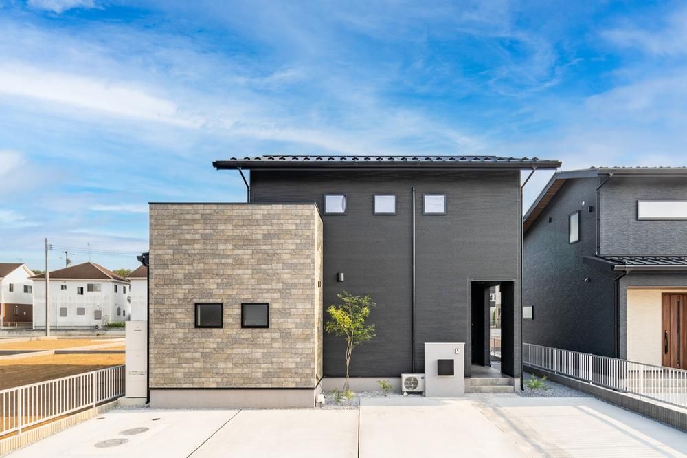 Land for Sale in Oyama, Tochigi - 200 m² Plots from ¥6.8M - Thumbnail 2