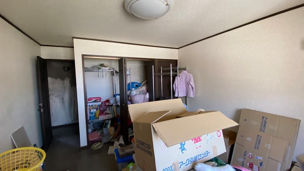 3LDK Corner Lot House for Sale near Nyuzen Station, Toyama - Thumbnail 4