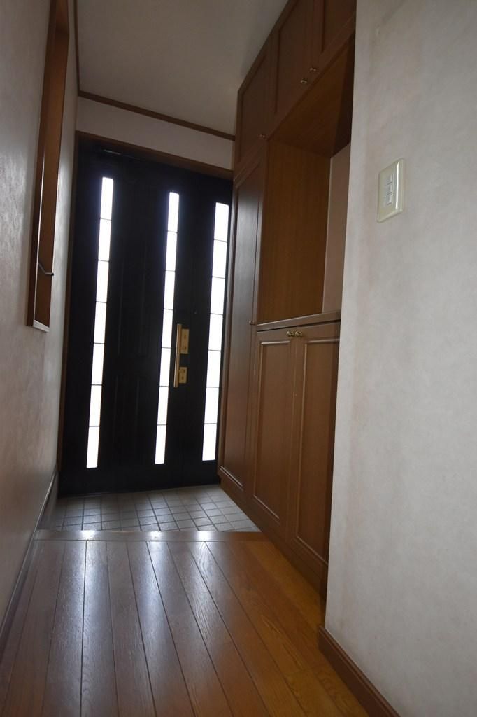 3LDK Detached House with Loft Near Totsuka Station, Yokohama - Thumbnail 3