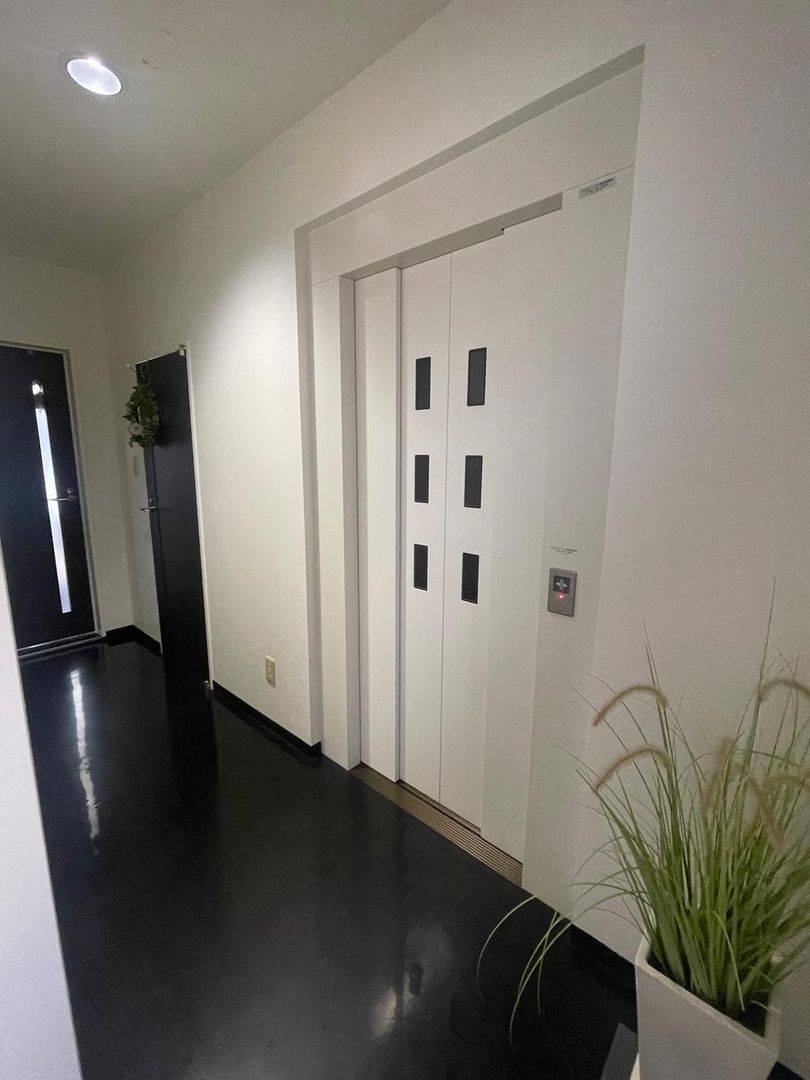 6LDK+S RC House in Kochi City - 441.5m2 - Thumbnail 2