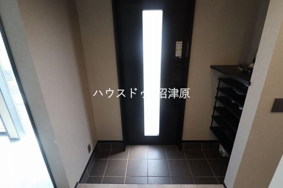 2LDK House with Solar Power in Fujinomiya, Shizuoka - 37.8M Yen - Thumbnail 2