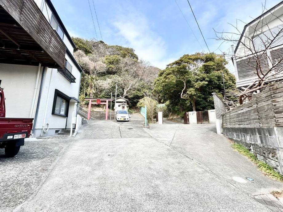 Renovated 3LDK House for Sale in Hayama, Kanagawa - Thumbnail 4