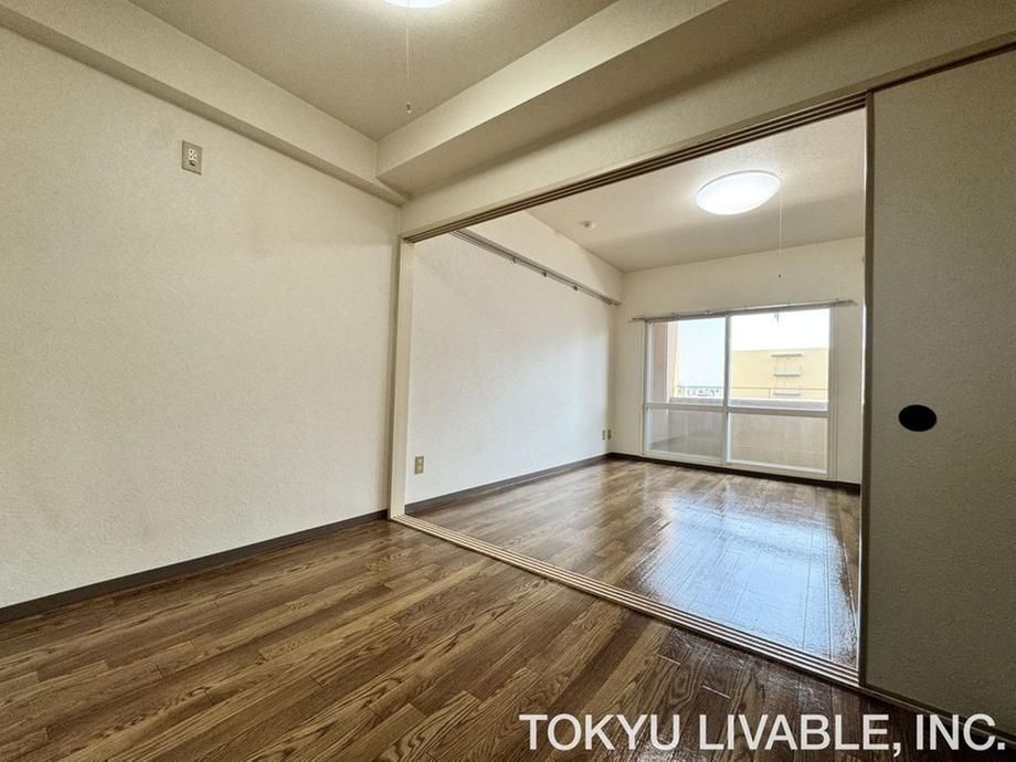 2LDK Apartment for Sale in Chuo-ku, Sapporo, Hokkaido - Thumbnail 3