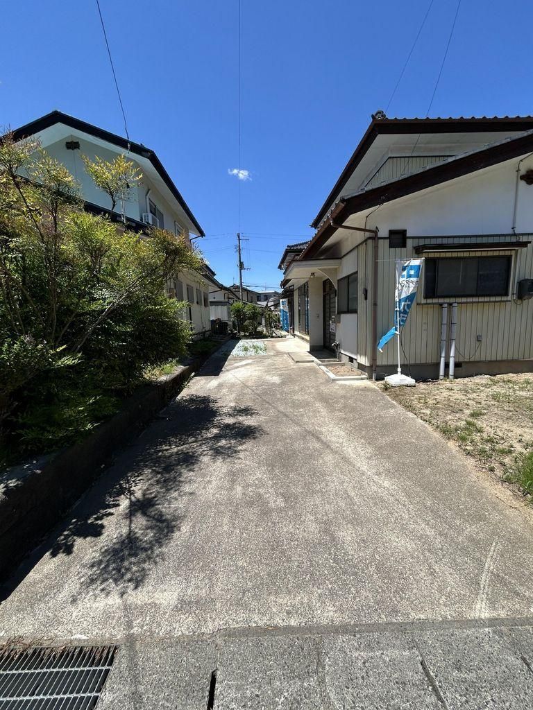 Renovated 4LDK House in Fukushima City near Matsukawa Station - Thumbnail 3