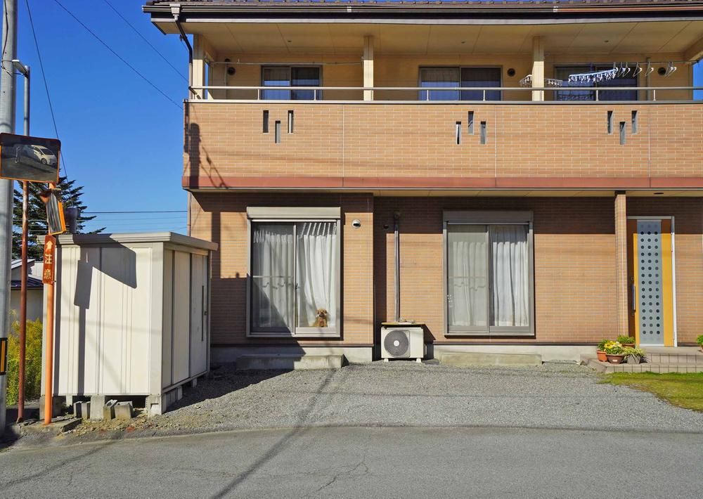 4LDK House for Sale in Yamanashi Near Ichikawadaimon Station - Thumbnail 2