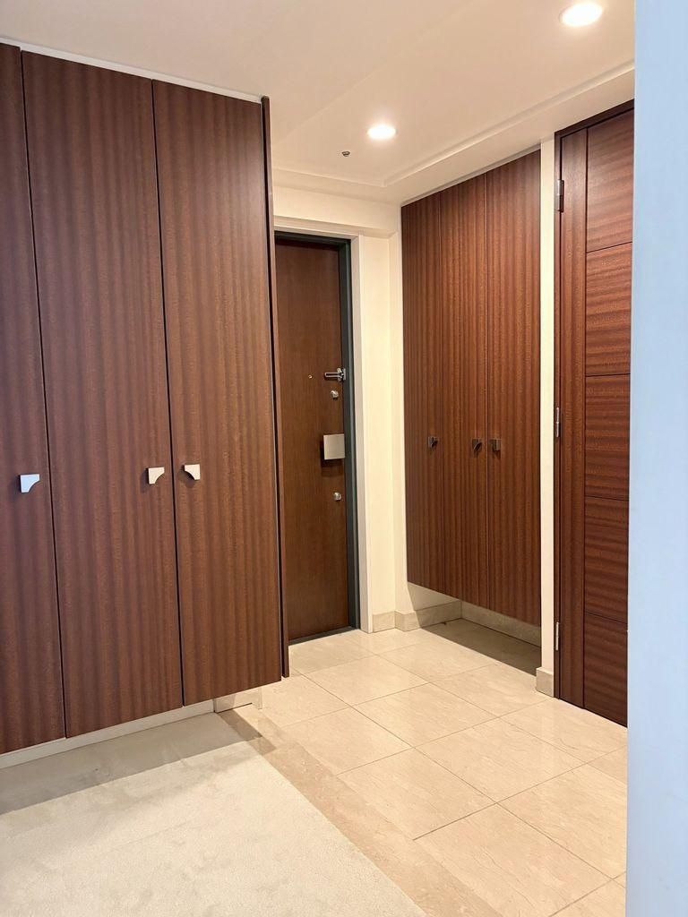 1LDK Apartment in The Towers Daiba West, Minato-ku, Tokyo - Thumbnail 2
