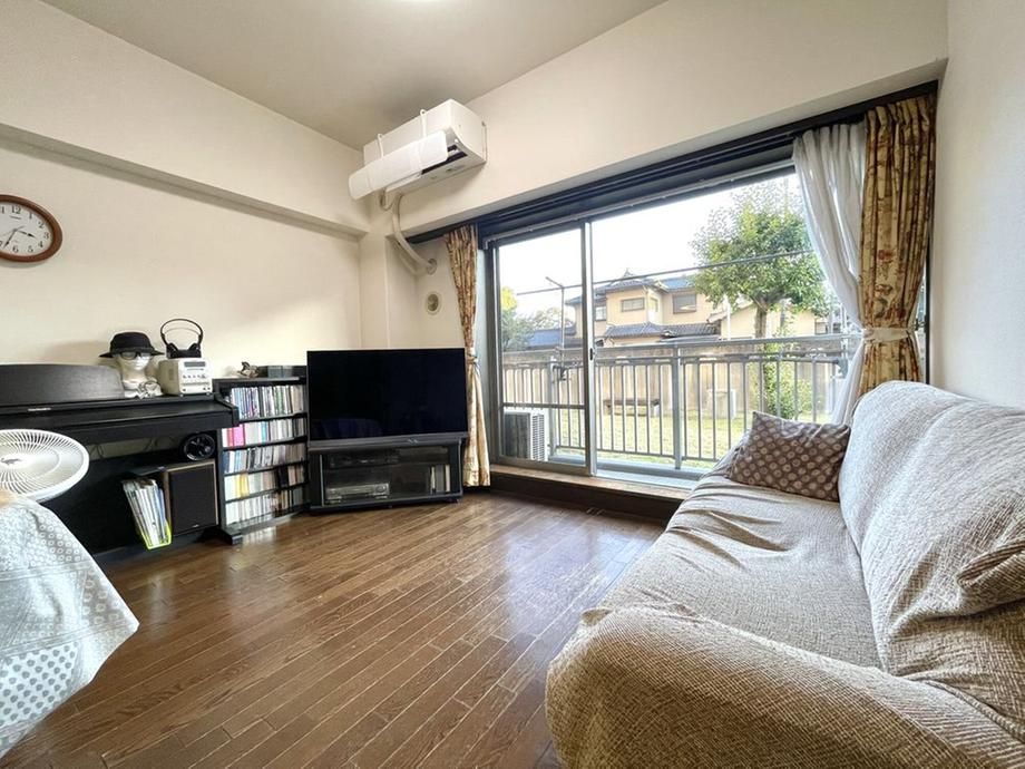 Precious Court Matsudo 3LDK Apartment for Sale in Chiba - Thumbnail 4
