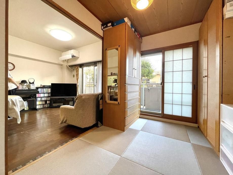 Precious Court Matsudo 3LDK Apartment for Sale in Chiba - Thumbnail 3