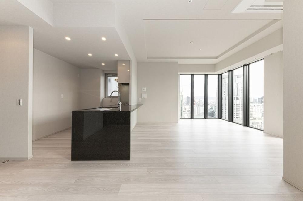 3LDK Apartment for Sale in Osaka Kita Ward - The Park House Osaka Umeda Tower - Thumbnail 4
