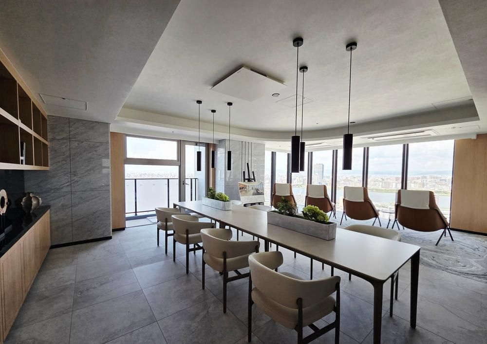 The Parkhouse Osaka Umeda Tower 3LDK Apartment for Sale - Thumbnail 3