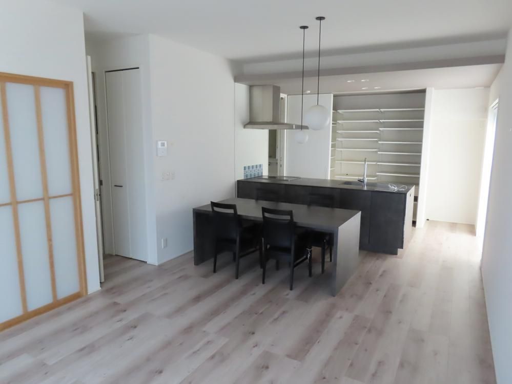 4LDK Used House in Shunan City, Yamaguchi - 37.5 Million Yen - Thumbnail 3