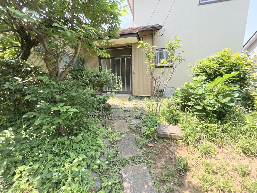 322.77m2 Land for Sale in Tsurumi Ward, Yokohama - Thumbnail 2
