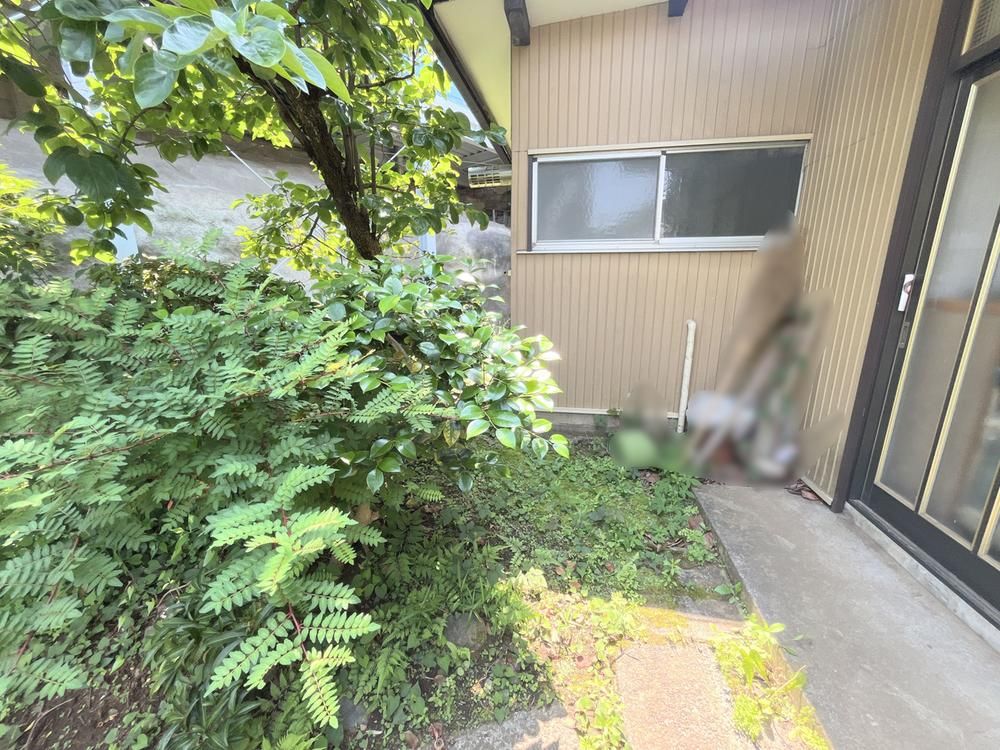 322.77m2 Land for Sale in Tsurumi Ward, Yokohama - Thumbnail 3