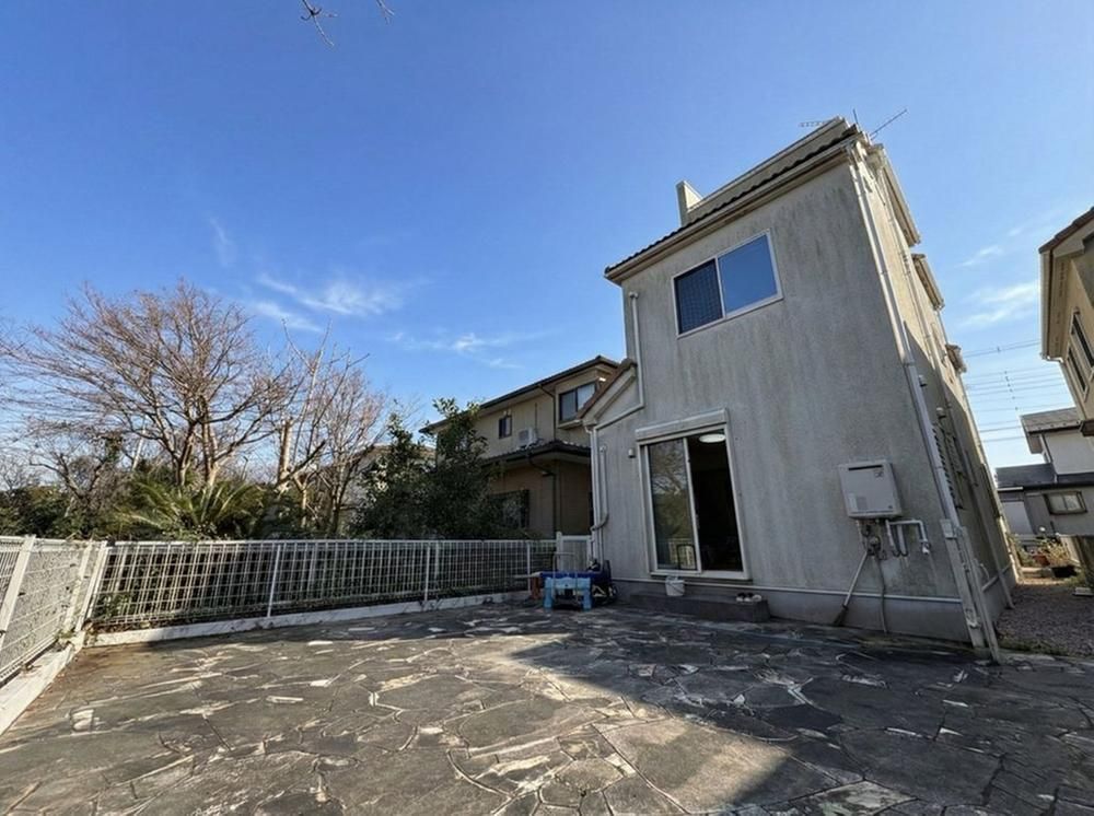 4LDK House with Ocean and Mt. Fuji Views in Hayama - Thumbnail 3