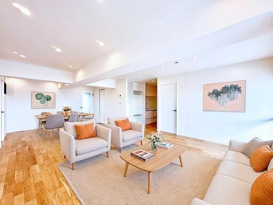 Spacious 2LDK+S Apartment in Chigasaki, Kanagawa - Thumbnail 4