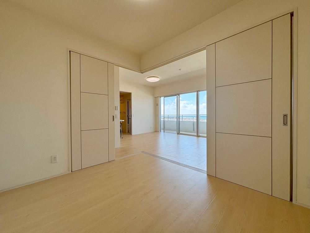 3LDK Ocean View Apartment for Sale in Itoman, Okinawa - Thumbnail 3