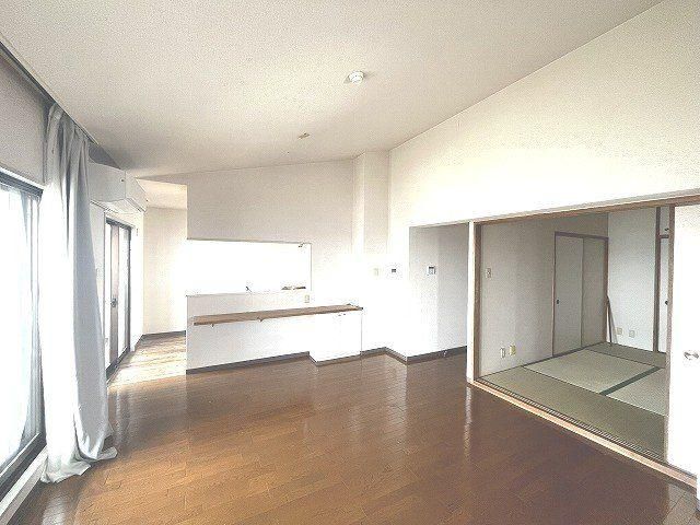 3LDK Apartment for Sale in Isehara, Kanagawa - 81.54m2 - Thumbnail 4