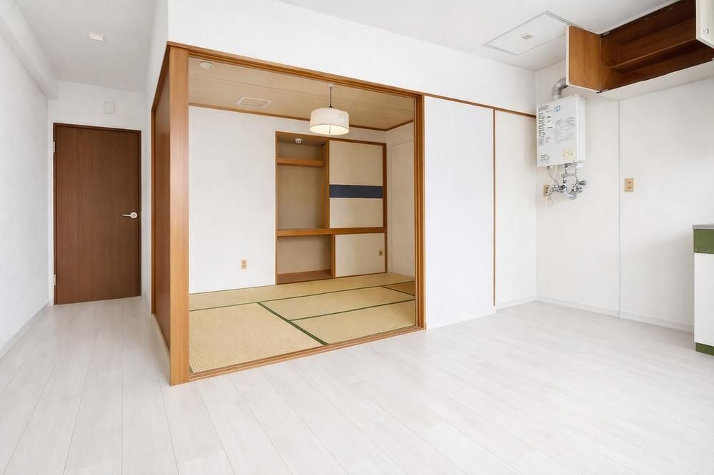 2DK Apartment for Sale in Chuo-ku, Sapporo - 37.62m2 - Thumbnail 4
