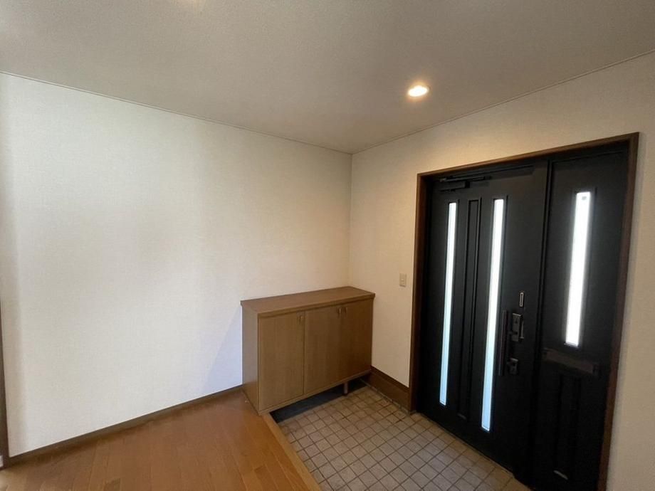 4LDK+S Detached House in Asahikawa, Hokkaido - 12.8 Million Yen - Thumbnail 3